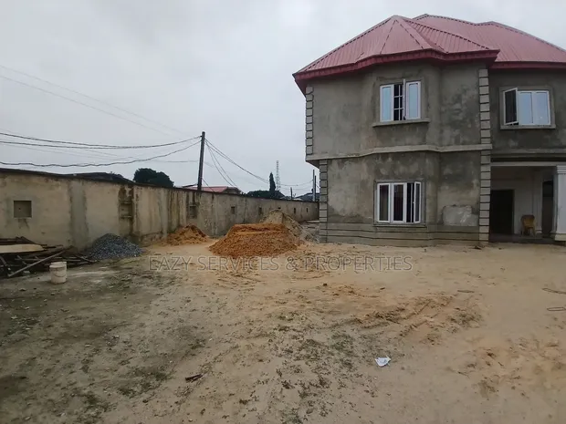11 Dakin Duplex don Sawa a Ado/Ajah - 1