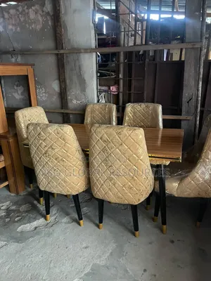 Home Interiors Square Dining Set - 4 Seater, Brand New