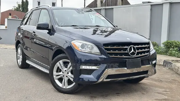 2014 Mercedes-Benz ML350 4MATIC SUV - 1