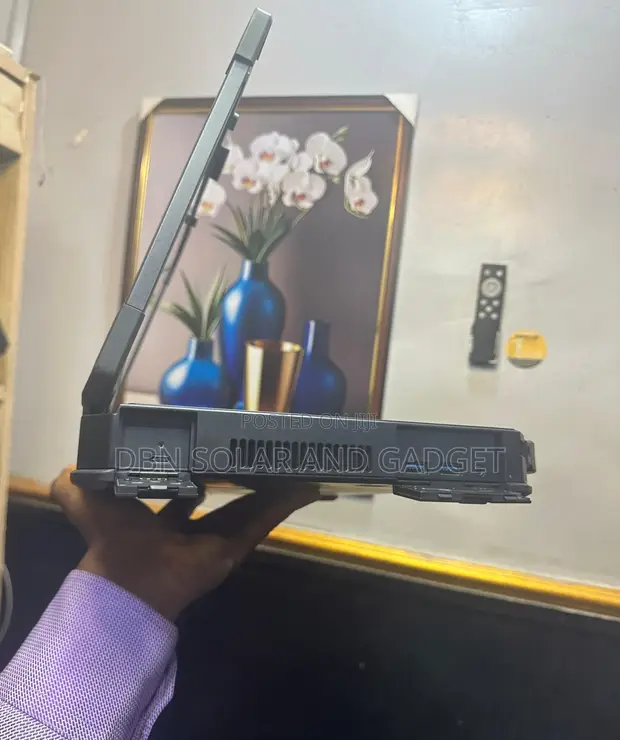 Dell Latitude 5424 Rugged Touchscreen Laptop - 1