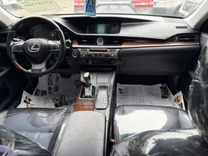 2018 Lexus ES 350 FWD Sedan - Black