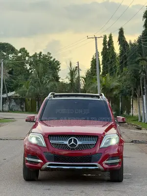 Mercedes-Benz GLK 350 2013 Red