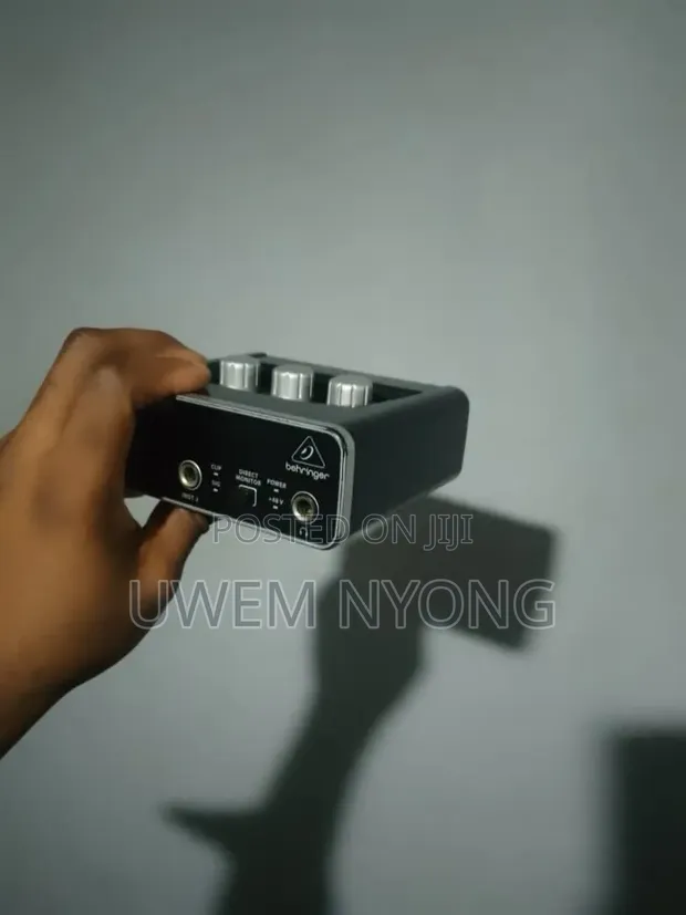 Behringer External Sound Card - 1