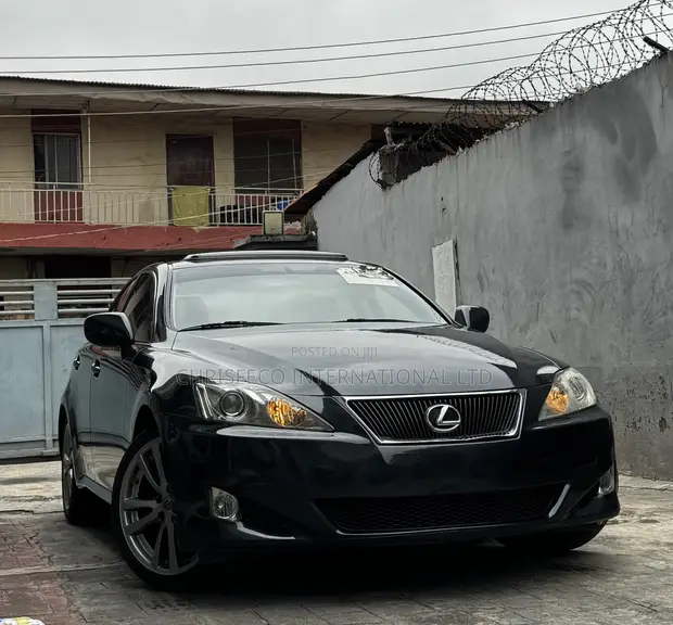 Lexus IS 250 2009 Gray - 1