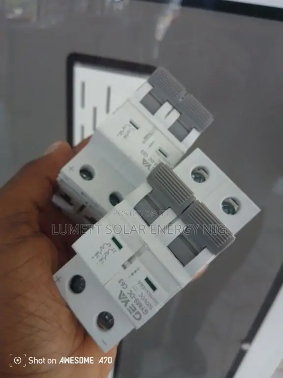 Geya 100A Miniature DC Circuit Breaker GYM9-125DC-100 - 1