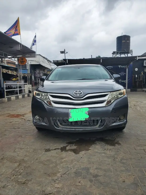Toyota Venza Limited 2012 Gray - 1