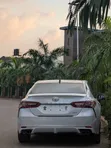 Toyota Camry XSE FWD (2.5L) 2018 Fari - 4