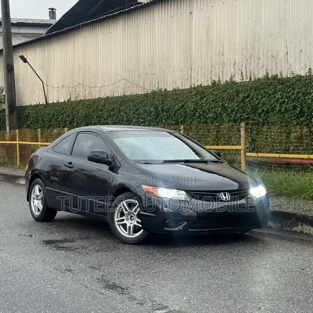 Honda Civic 1.8 Coupe DX Automatic 2006 Black - 1