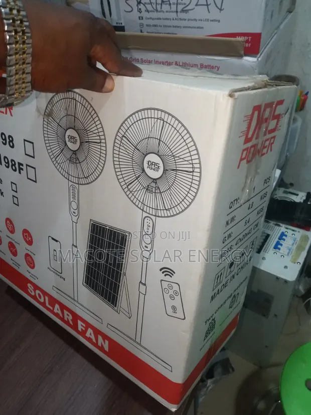DRS 16" Solar Rechargeable Fan - 1
