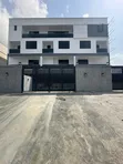 5-Bedroom Townhouse/Terrace in Lekki Phase 1 for Sale - 1
