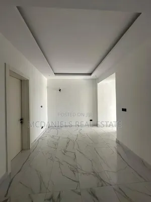 5-Bedroom Townhouse/Terrace in Lekki Phase 1 for Sale