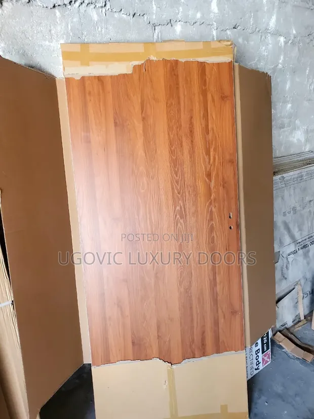 840 Classic Natural Wood Finish Interior Door - 1