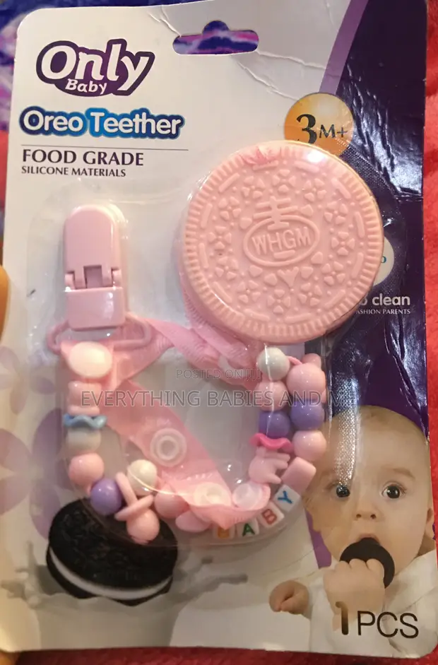 Oreo Teether, Fruit & Veggie Nibbler - 1