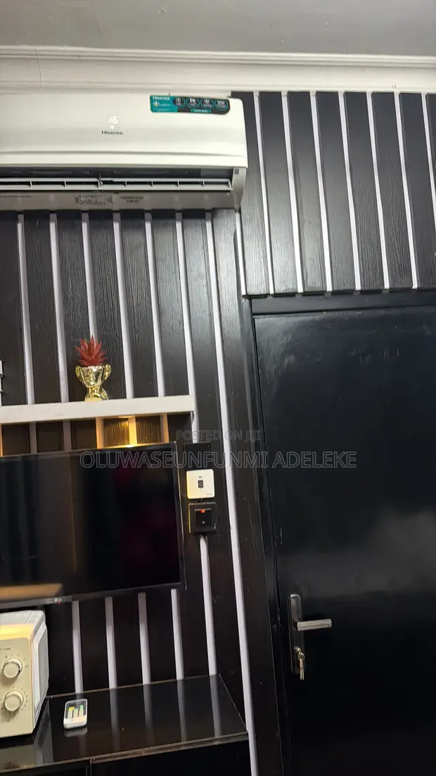 Studio Apartment for Short Let in Chevron - 1