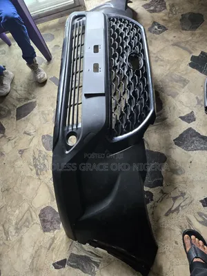 Cikakken Gaban Bumper Toyota Corolla Cross