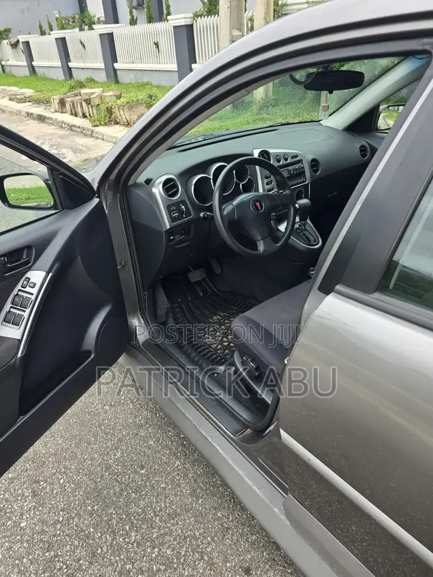 Pontiac Vibe Automatic 2004 Gray - 1