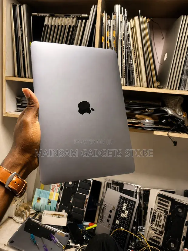 Fuskar MacBook Air 2018-2020 - 1