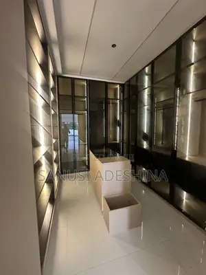6-Bedroom Detached Duplex for Sale in Gwarimpa Estate, FCT Abuja