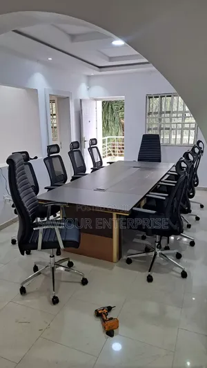 Boss Office Products Table na Taron Majalisar da Kujeru 10