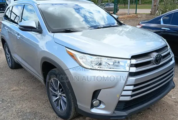 Toyota Highlander XLE AWD 2019 - 1