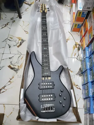 Ibanez Bass Guitar Mai Igiyoyi 5 Mai Aiki Da Wuta