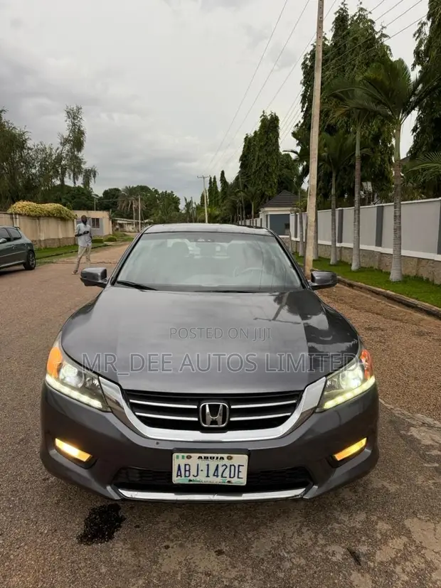 2013 Honda Accord EX-L V6 Sedan - 1