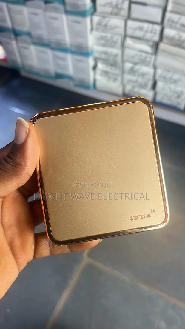 Gold 3x3 Cover Box - 1