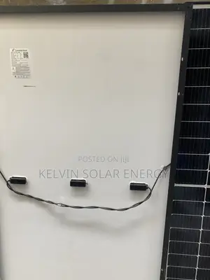 J A Solar Panel 550W 120V