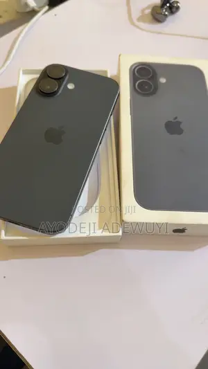 Apple iPhone 17 512GB Gray (Open Box)