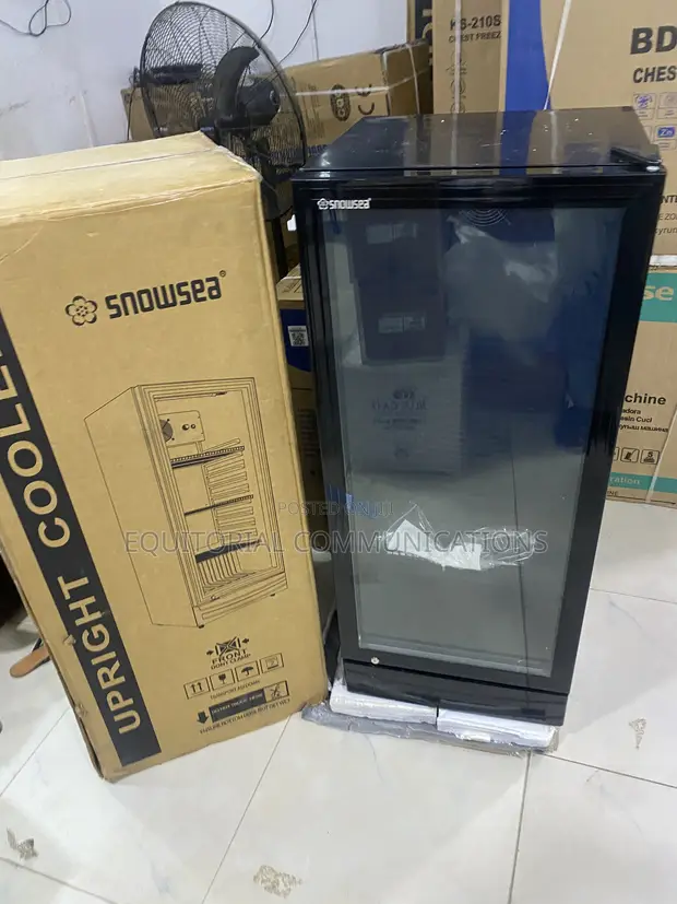 Snowsea LC-270W Retail Cooling Refrigerator - 1