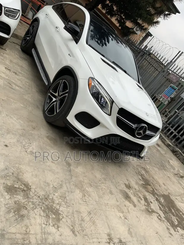 2020 Mercedes-Benz GLC300 White - 1