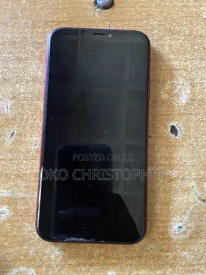 Apple iPhone XR 64GB Red
