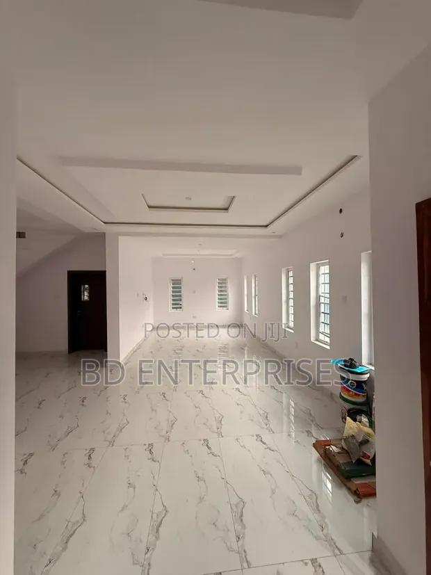 4-Bedroom Duplex da BQ a Agege Estate, Ifako don Siyarwa - 1