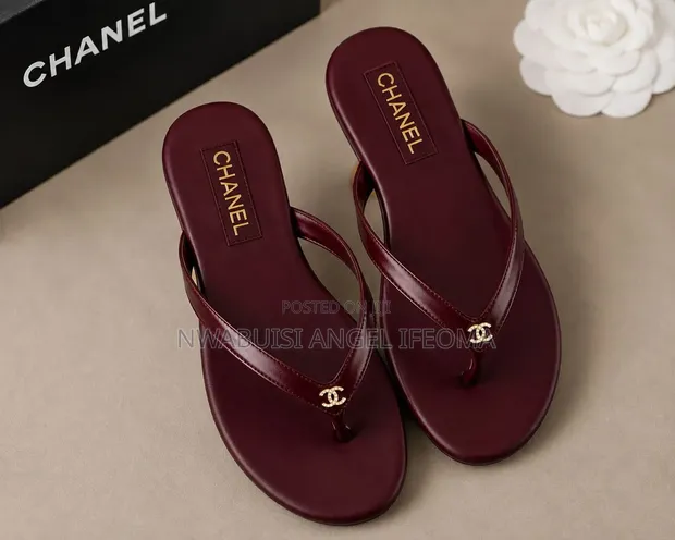 Channel Luxe Flat Slippers - 1