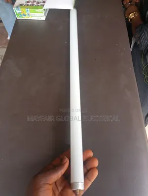 Philips Lifemax TL-D 18W Fluorescent Tube Light