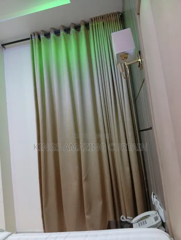 King's Amazing Curtains & Blinds - 1