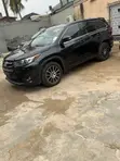 2018 Toyota Highlander SE 4x2 V6 SUV - 4