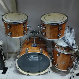 Pearl Roadshow 5-Piece Drum Set with Cymbals & Hi-Hat
