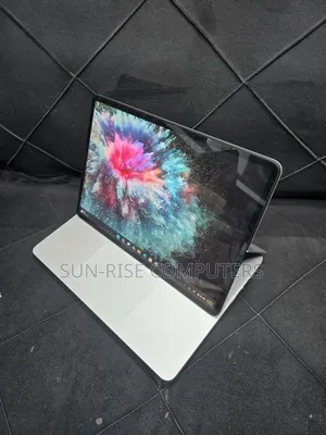 Microsoft Surface Laptop Studio 2 16GB i7 512GB SSD RTX 4050