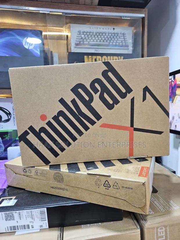 New Lenovo ThinkPad X1 Carbon Gen 11 Laptop - 1