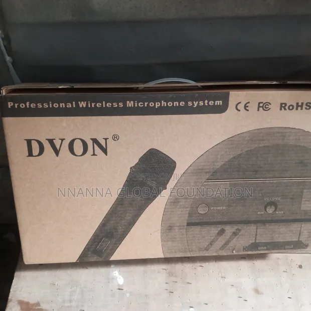 Dvon Mai Sauraren Gidan Rediyo Mara Igiyar Lantarki - 1