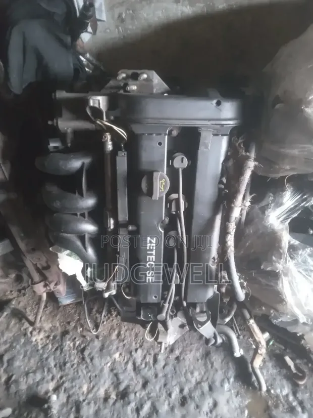Ford Focus 1.6 Engine (Used) - 1