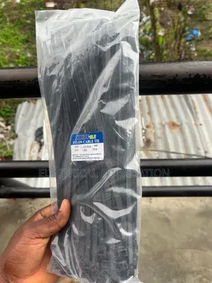 100 PCS 300mm x 7.6mm Cable Ties