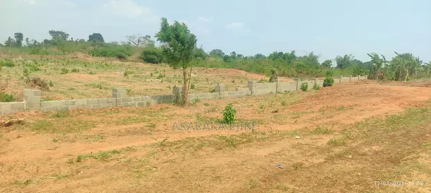 Filin Sayarwa na 3 Bedroom Duplex, Oshimili North - 1