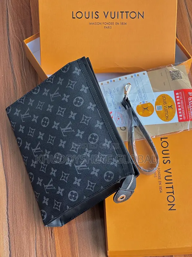 Louis Vuitton Pochette Voyage MM Monogram Eclipse - 1