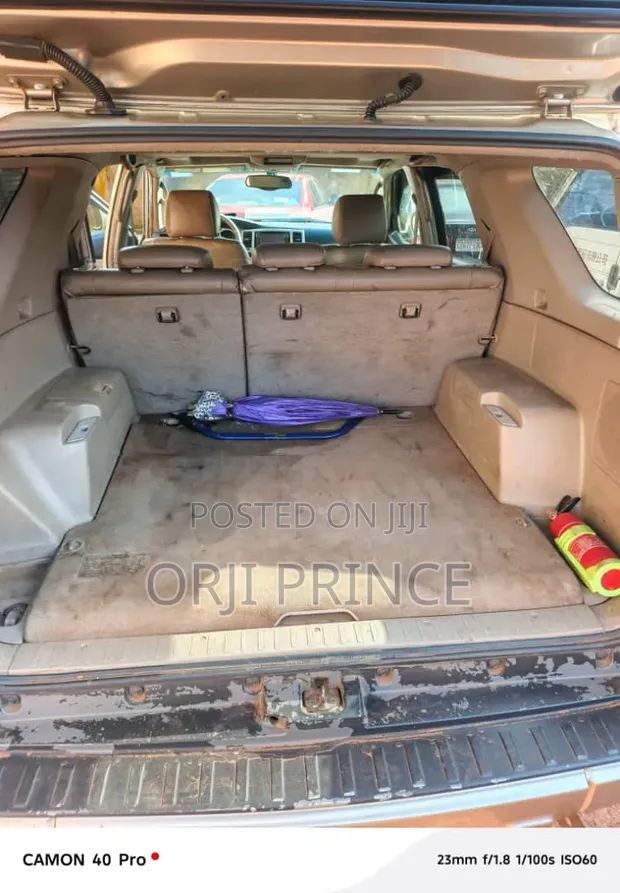 Toyota 4-Runner 2004 Gold - 1