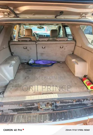 Toyota 4-Runner 2004 Gold