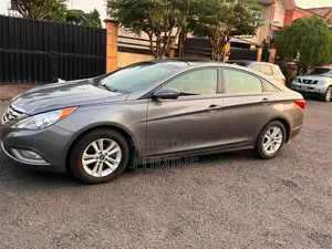 2012 Hyundai Sonata Limited Sedan FWD (2.4L) Gray