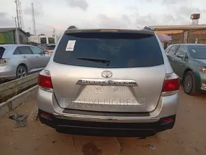 2013 Toyota Highlander Full Option