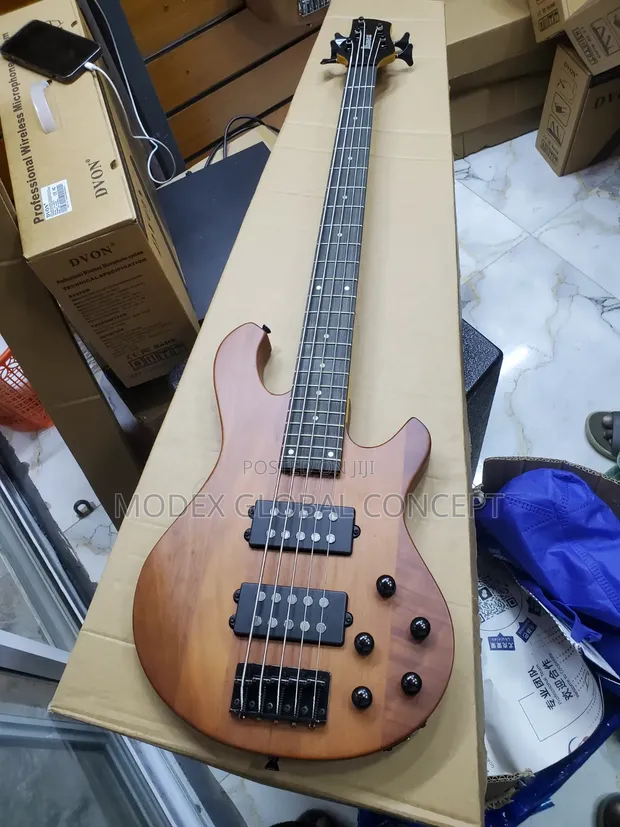 Ibanez Original 5-String Electric Bass Guitar - 1